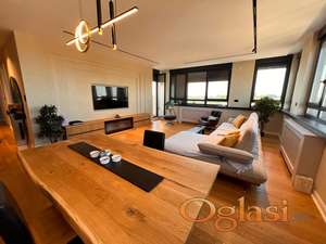 Prodaje se luksuzan stan sa panoramskim pogledom